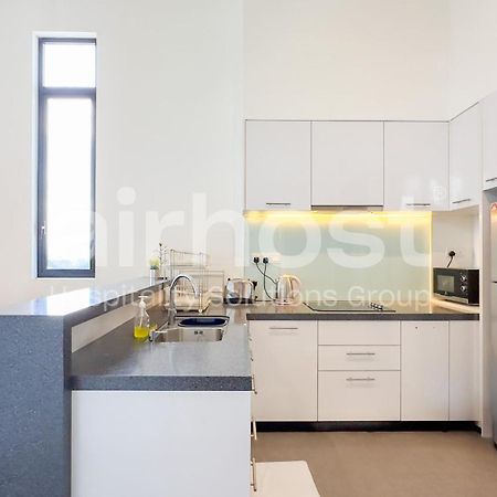 Est Suites Bangsar By Airhost クアラルンプール エクステリア 写真